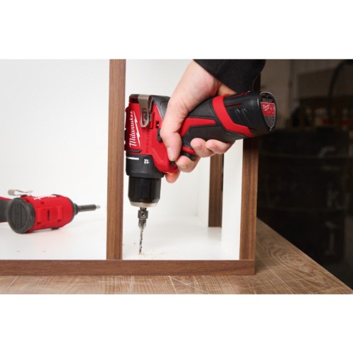 TALADRO PERCUTOR SUBCOMPACTO M12BLPDRC-0 12V 4933500421 MILWAUKEE 2